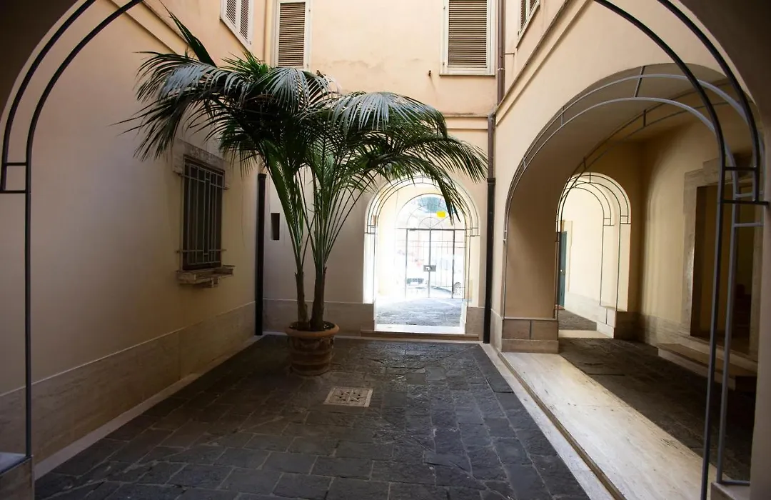 34 Forum Apartment-1